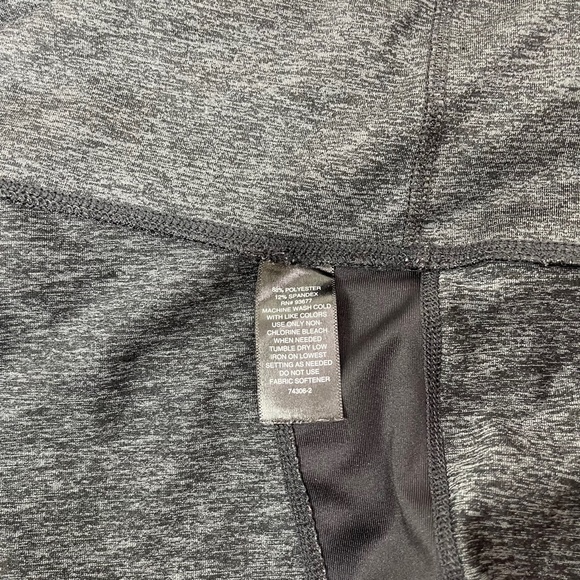 Xersion Grey Heathered Two Tone Sport Leggings Size M - Picture 5 of 5